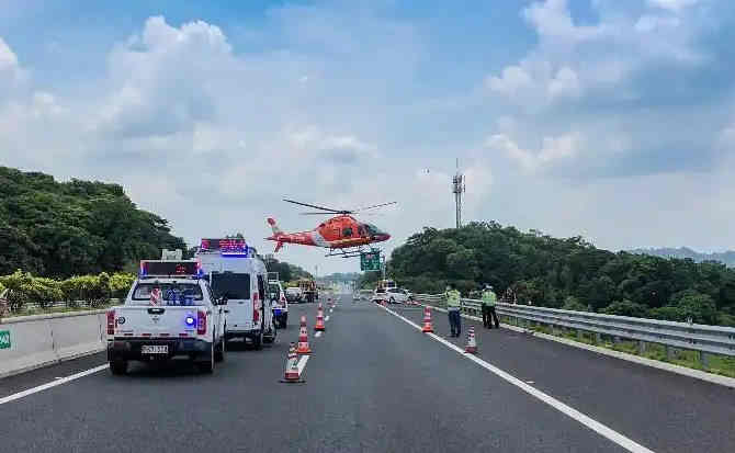 桃山区高速公路汽车救援案例